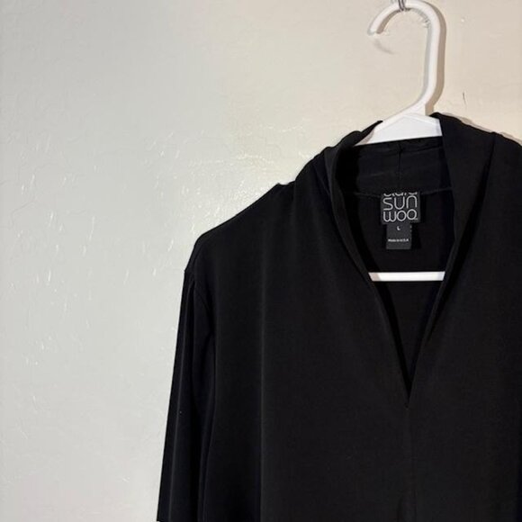 Clara Sunwoo Shirt Womens Large Black Tunic Sharkbite Ruched Sleeve Made USA - Picture 2 of 8